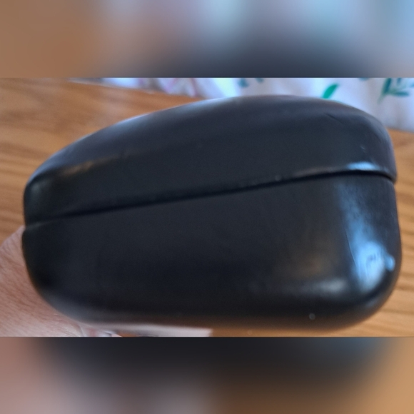 Diane Von Furstenburg DVF Black Hard Clam Shell Glasses Sunglasses Shades Case - Picture 5 of 8